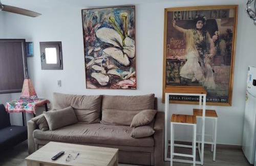 Facinas House | Cozy Casita in Facinas with Oceanfront Views & Pet Friendly