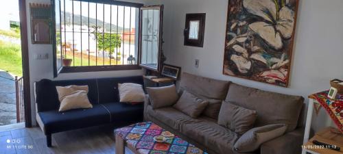 Facinas House | Cozy Casita in Facinas with Oceanfront Views & Pet Friendly