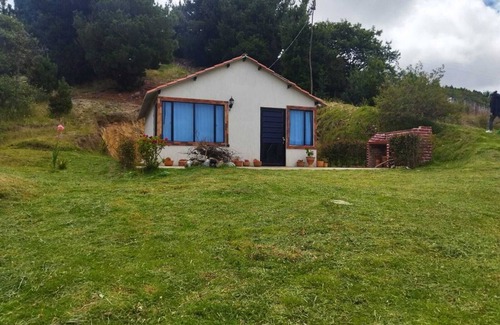 Cuitiva Cabin | Scenic Cabañas with Breathtaking Lake Views in Boyacá