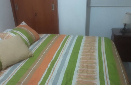 Cartagena District House | Cozy One-Bedroom Retreat in Cartagena with Private Bath