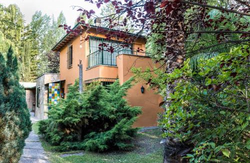 Lujan de Cuyo House | Idyllic Retreat "UNA PAUSA" in Vistalba with Pool & Kitchen