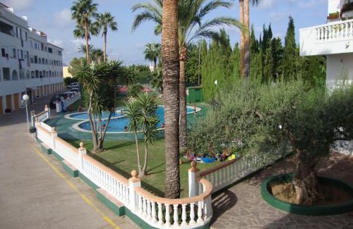 Alcossebre Apartment | Oceanfront Retreat at Alquileres Cap y Corp with Pool Access