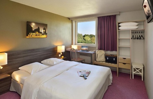 Ottmarsheim Hotel | Comfortable Als Hôtel: Pet-Friendly & Family Welcoming