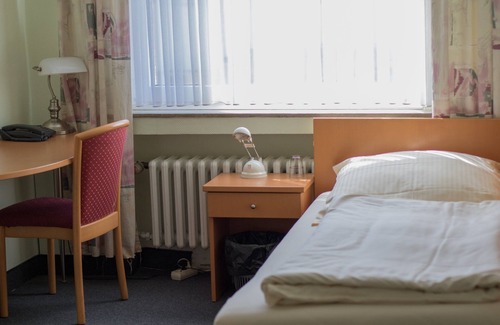 Leverkusen Hotel | Top-Rated Alscher Hotel with Family-Friendly Amenities