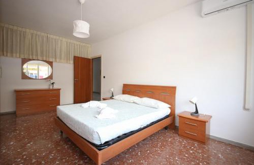 Tuscolano Apartment | Family-Friendly Escape at Alsettimo: 4-Star Excellence