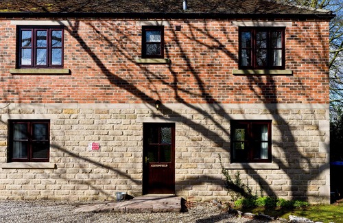 Knockerdown Apartment | Discover Alstonsfield Cottages in the Scenic Derbyshire Dales