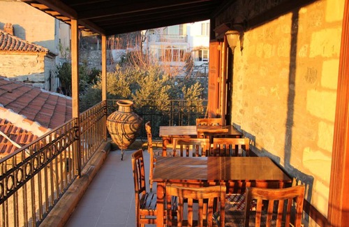 Altinoluk Hotel | Pet-Friendly Retreat at Altın Çeşmeli Konak, Rated 9/10