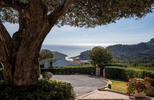 Aiguablava Apartment | Relaxing Retreat at Alta House Apartments Sa Blava