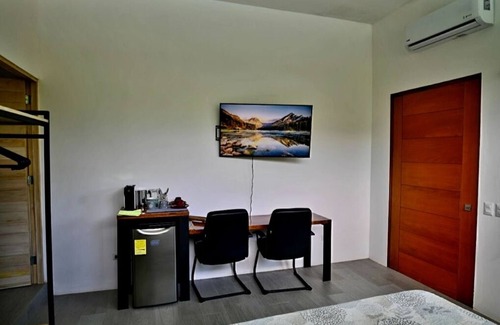 Ostional Bed & Breakfast | Modern Alta Mira Room: Family-Friendly Comfort Awaits