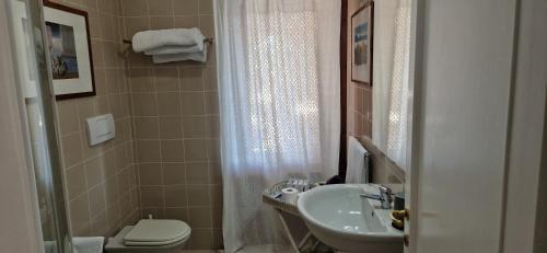 Montelaguardia Bed & Breakfast | Pet-Friendly Alta Perugia B&B with Hot Tub & Breakfast
