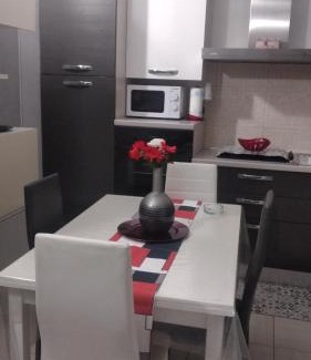 Altavilla Milicia Apartment | Discover AltaMil Home: Family-Friendly Retreat Rated 9.5