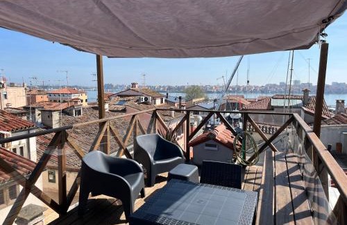 Chioggia Apartment | Discover Altana Deluxe Apart - Guest Rated 9.8/10