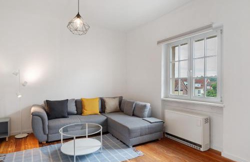 Pforzheim Apartment | Unforgettable Altbau with Wartberg Views - Perfect for Families