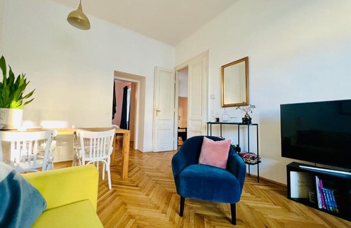 Alservorstadt Apartment | Altbauschatz am Alsergrund, Nähe Innere Stadt