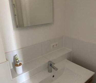 Klosterreichenbach Apartment | Family-Friendly Stay at Alte Apotheke - Apartment Thymian