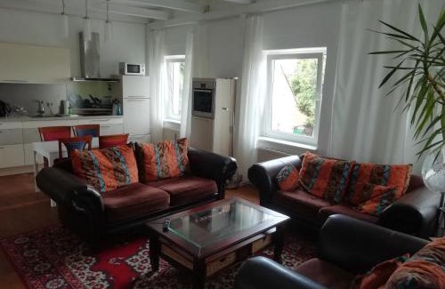 Straupitz Apartment | Alte Försterei: Pet-Friendly Retreat with Ocean View