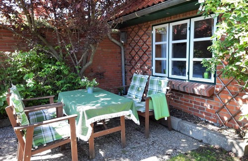 Stakendorf Apartment | Alte holsteinische Kate - winter promotion from November 1