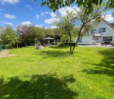Witzwort Apartment | Cozy Alte Post: Pet-Friendly Oceanfront Escape Awaits