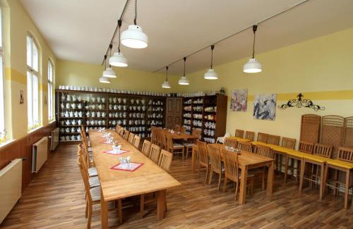 Schnackenburg House | Pet-Friendly Escape at Alte Schule Schnackenburg