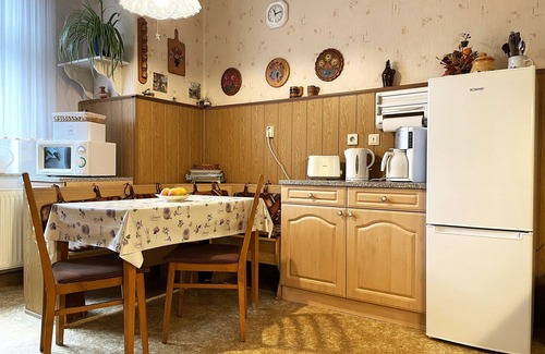 Spremberg Apartment | Top-Rated Family Retreat at Alte Schule Spremberg-Heinrichsfeld