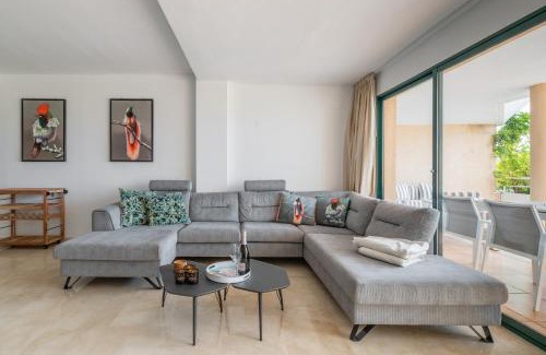 Altea la Vella Apartment | Experience Altea La Nova: 4-Star Family-Friendly Retreat