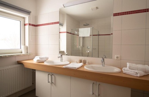 Altenberg an der Rax Hotel | Discover Altenbergerhof: Family-Friendly & Accessible Stay