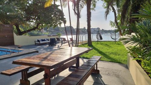 Alter do Chao House | Alter Beach: Pet-Friendly Oceanfront Retreat with 10/10 Reviews