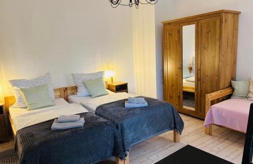Gablenz Apartment | Pet-Friendly Escape at Alter Gutshof Kromlau - 9/10 Rated
