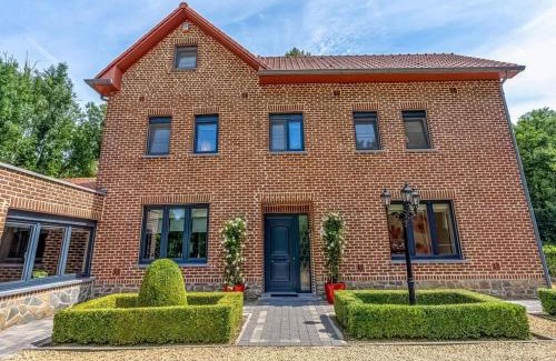 Rijkhoven Villa | Discover Alterbiezen: 4-Star Haven with Pool & Hot Tub