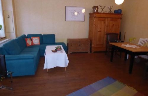 Witzenhausen Apartment | Discover Altes Feuerwehrhaus Roßbach: Family-Friendly Stay