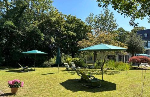 Boppard Apartment | Oceanfront Retreat at Altes Forsthaus Boppard, Rated 9.7