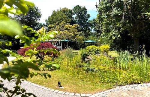 Boppard Apartment | Oceanfront Retreat at Altes Forsthaus Boppard, Rated 9.7