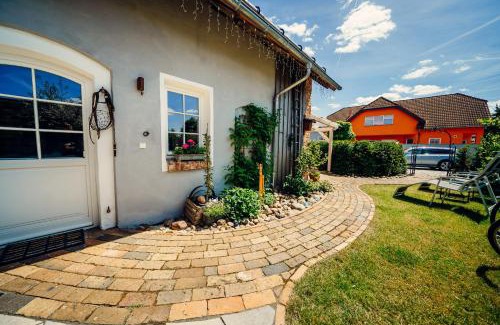 Geierswalde Apartment | Relaxing Retreat with Sauna & Hot Tub Near Ocean Views
