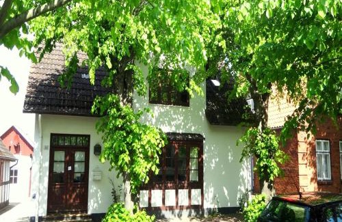 Arnis House | Elegant Altes Kapitänshaus: Family & Pet-Friendly Retreat