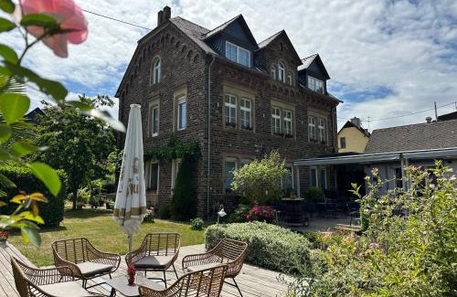 Ernst Hotel | Oceanfront Altes Pfarrhaus: Pet-Friendly Getaway Awaits
