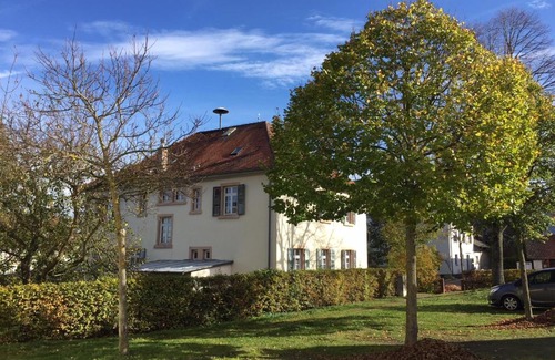 Mutschelbach Apartment | Highly Rated Altes Schulhaus Mutschelbach: Family-Friendly Stay