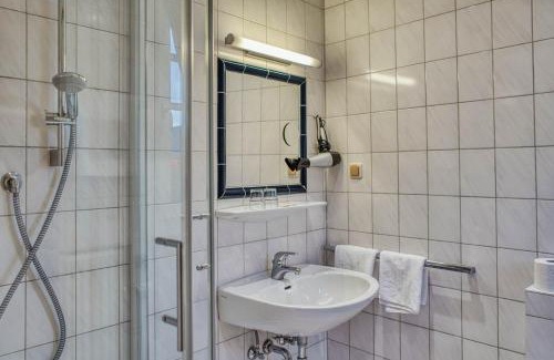 Beilstein Bed & Breakfast | Inviting Altes Zollhaus: Family-Friendly & Highly Rated Stay