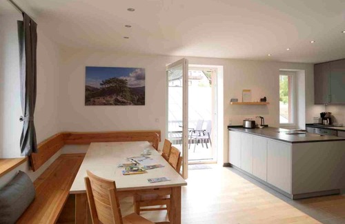 Fischbach bei Dahn Apartment | Top-Rated Altes Zollhaus Fischbach: Family & Accessible Stays