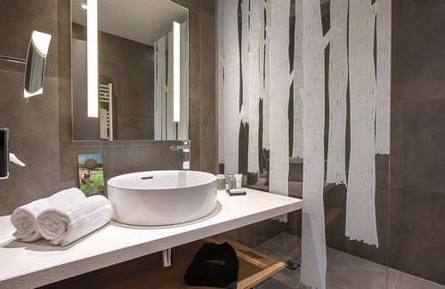 Arc-1800 Hotel | Discover Altezza Arc 1800 Hotel & Spa: Guest Rated 9.4/10