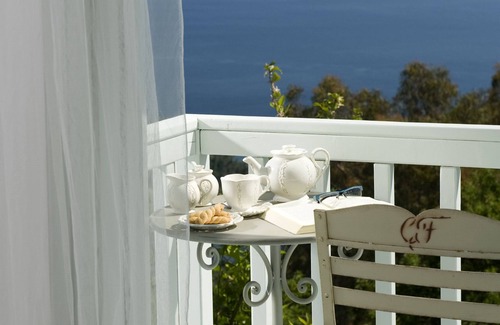 Alonissos Apartment | Althea A* Class Suites: Experience the Point of View Suite
