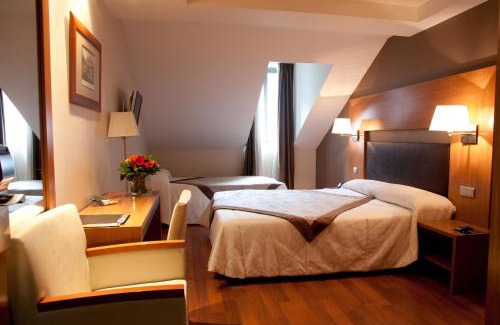 Bagneres-de-Luchon Hotel | Discover Alti Hôtel: Family-Friendly with Pool Access