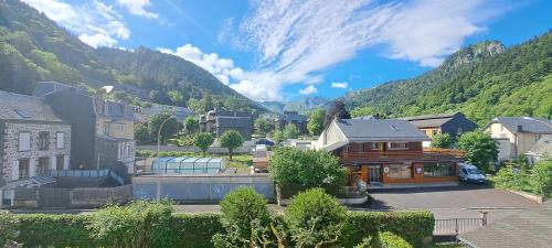 Mont-Dore Hotel | Relax at Alti'Pic Hôtel with Spa and Hot Tub Amenities