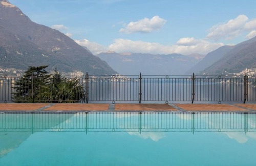 Riva Apartment | ALTIDO View Apartment for 6 with Communal Pool Access