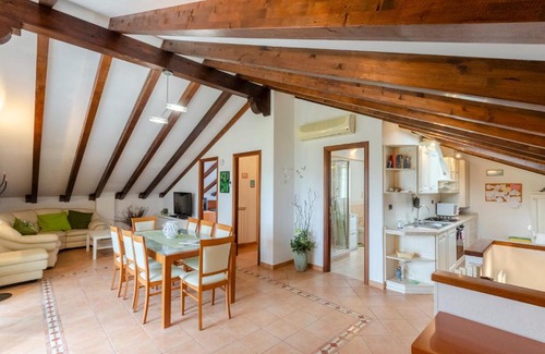 San Lorenzo della Costa Apartment | Welcoming ALTIDO San Massimo Apartments for Families & Pets