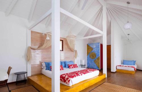 Hanga Roa Hotel | Relax at Altiplanico Rapa Nui: Pool, Restaurant & More