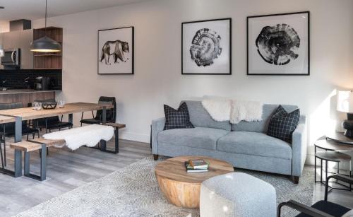 Revelstoke Apartment | Unwind at Altitude Adjustment: 4-Star Family Retreat