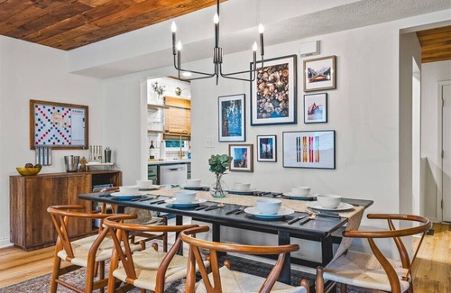 McGaheysville House | Altitude BnB: Incredible Views, Hot Tub & 2 Fun Arcades