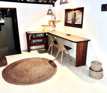 Atins House | Discover ALTO BONITO: Family-Friendly Retreat with 9.5 Rating