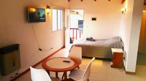 Belgrano House | Pet-Friendly Alto Belgrano Casas in Beautiful Bariloche