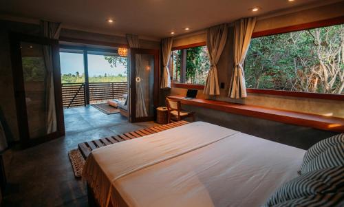 Atins Ski Chalet | Oceanfront Alto Can Atins: Guest Rated 10/10 & Pet Friendly